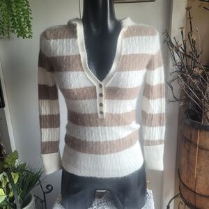 Kaisley White and Tan Angora Wool Blend Hooded Sweater M